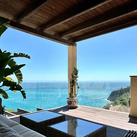 Beautiful House With Splendid Sea Views, Calaiza La Herradura (Granada)